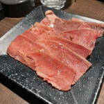 Jingisukan Sumibiyakiniku Ippatsu Don - 