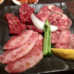 Yakiniku motsunabe futakotamagawa kuratsuki - 