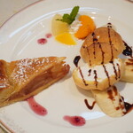 ポップドッグ - 【2021.11】アップルパイ(ドリンク付きのケーキセットで700円)