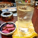 Fujiya - チューハイとお通しの大根の甘酢漬け
