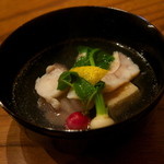 魚菜料理 縄屋 - 甘鯛とお麩の椀