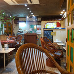 ルイ - 昭和レトロな店内