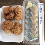 小僧寿し - 唐揚げ４個とバッテラを購入