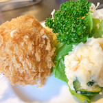 グリル佐久良 - カニクリームコロッケ