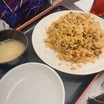中国料理 布袋 - ザンギ炒飯（カレー味）