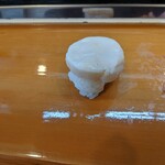 福寿司 - 帆立炙り