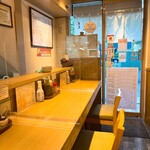 Tonkatsu Meguro Kogane - 店内　カウンターのみ