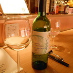 4 Seasons LDK - 白ワイングラスは日本産リースリングでした