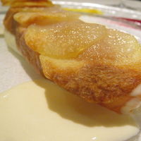 ルメルシマン オカモト - サーモンのミキュイ、フライドポテトと共に、ベルモットと生クリームのソースで1
