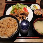 Hakata Wakatori - 税込８００円黒から定食