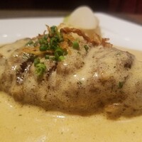 旬菜ステーキ処 らいむらいと - らいむらいとチーズハンバーグ200㌘(1,480円)　ライスとサラダ付き、食後にコーヒーも