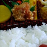 いさりび弁当 - 白銀の向こうにあるエアーズロック。