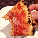 ピッツェリア ダ マッシモ - 薪の香り、生地の旨さはバツグン