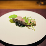 アカ - 明石産さわら、炭薪焼き、金時草