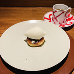 アカ - 山羊のミルクアイスとイチジク