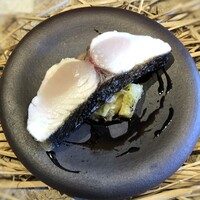 日本料理 TOBIUME - ＊上から｡厚みと大きさがわかりますかしら