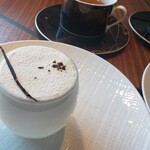 ラ・パティスリー by アマン東京 - ババ オ アルマニャック