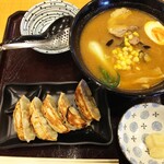 ドレミ食堂 - しじみバター炒めみそラーメン＋つがるごぼう餃子　750＋350円