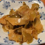 ホワイト餃子 - ザーサイ