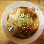 鼓志 - 親鶏ワンタン麺