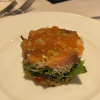 ラ・ターブル・オ・ジャポン - ○前菜、サーモンのパヴェ