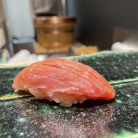 鮨 権左衛門 - トロ