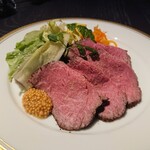 洋食 つばき - 自家製ローストビーフ(1,800円)