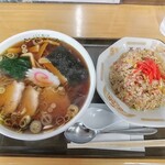 Chiyoueiken - ラーメンセット　半チャーハン！半カレーも選べます！