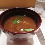 なだ万 - 赤出汁