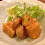 玄米生活 - 高野豆腐とじゃがいもとりんごの黒酢あんかけ。