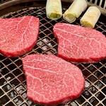 本格肉料理 丸小 - 