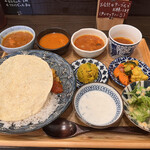 四次元食堂 南インドオステリア - 