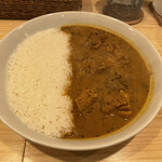 カレー&オリエンタルバル 桃の実 - 