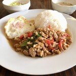 タイ料理 ブアールアン - 