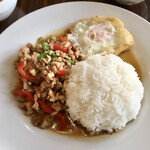 タイ料理 ブアールアン - 