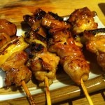 夢乃家 - この焼き鳥が￥８０って！！！！ｱﾝﾋﾞﾘ！