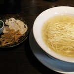 252マルダイラーメン - 澄まし豚骨ラーメン  650円