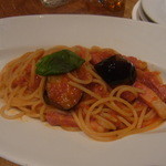 パスタモーレ - 揚げ茄子と完熟トマトのシチリア―ナ