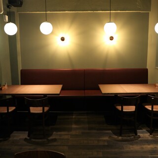 【3階】2階とはまた雰囲気の異なる落ち着いたテーブル席（2～6名様）