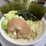 横浜家系ラーメン極家 - 