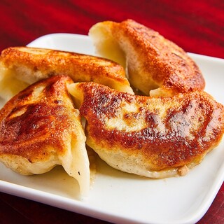 We offer authentic Chinese Cuisine such as "grilled Gyoza / Dumpling" made with recipes that are never made available to the public.