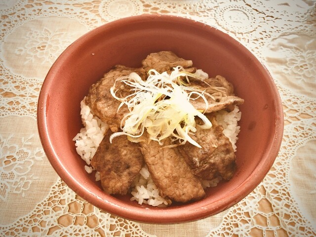 炭やき はなび（HANABI） - 美瑛（豚丼）の写真