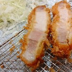 黒豚とんかつ くろまつ - 残り２切れ・・・あ〰️もう終わっちゃう。。。