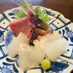 割烹 利助 - お刺身は奈良と思えない、なんとも美味しい✨❗️