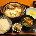香川 - 黒毛和牛すき焼き（１０５０円）