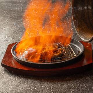 Our most popular Volcano Flambe ◎Burning flames