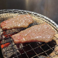 炭火焼肉寅二郎 - 黒毛和牛カルビ