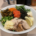 ラーメン 鷹の目 - 