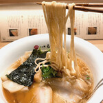 らぁ麺 むろか - 麺リフト