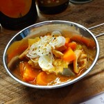スタンドトタン - 煮込み450円